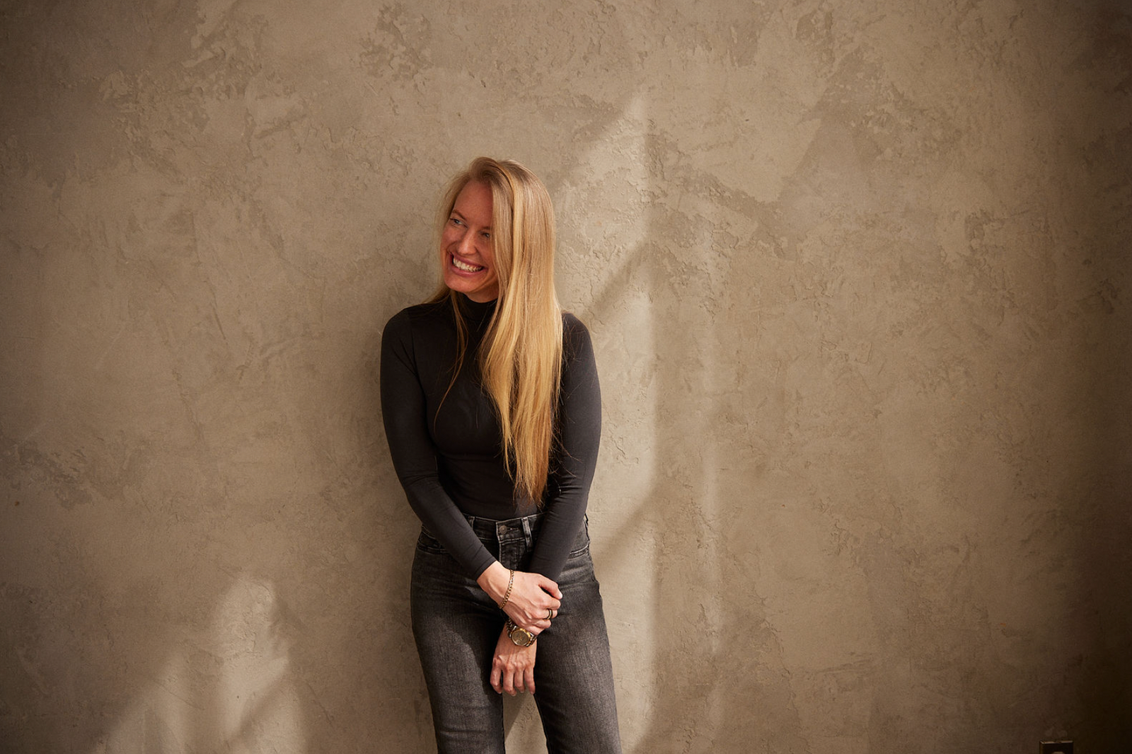 Bridget Hilton | Mental Health, Workplace Belonging, Motivational, Goal Setting, Retention Keynote Speaker | Experiential Billionaire Author